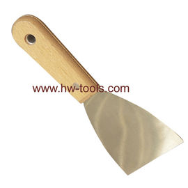 Cuchillo de masilla con la manija de madera HW03002