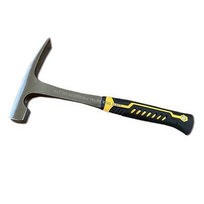 El martillo del albañil con el apretón de acero forjado de la construcción y de la reducción del choque