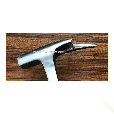 Forged one piece roofing hammer